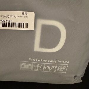 Source Unknown packing storage bags. 5 bags in each bundle when you’re on the go